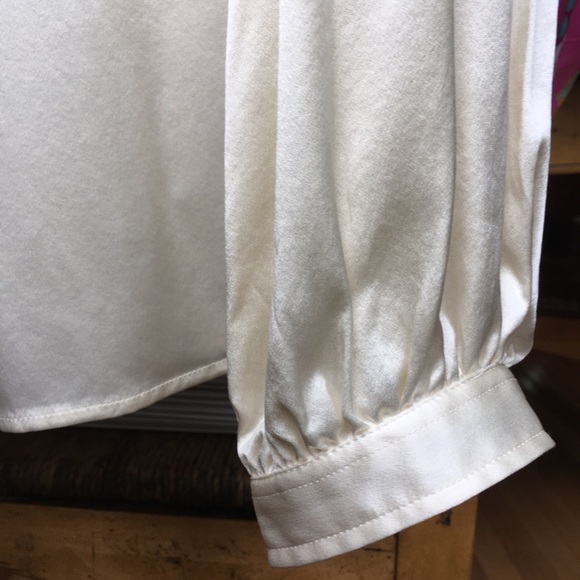 Lauren Ralph Lauren 100% Silk Button Down Blouse - Picture 3 of 8